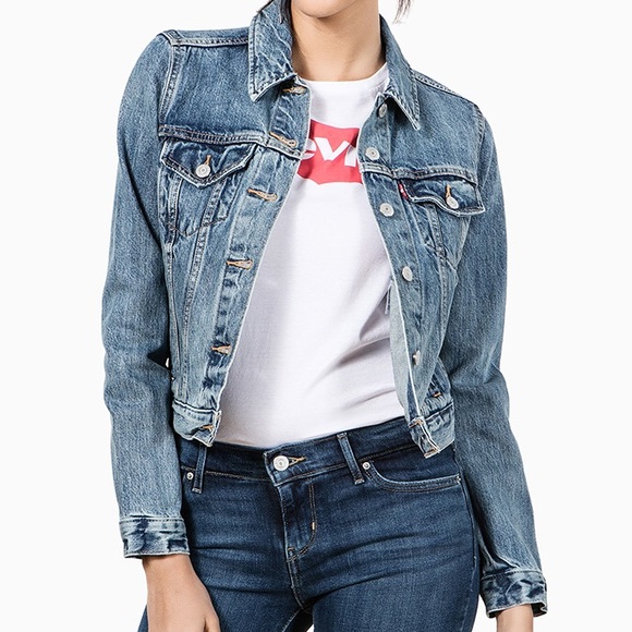 Levi's Jackets & Blazers - Levi’s Denim Jacket
